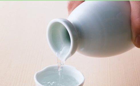 汽车上能带多少白酒