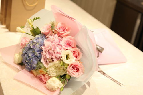 送老师鲜花禁忌康乃馨