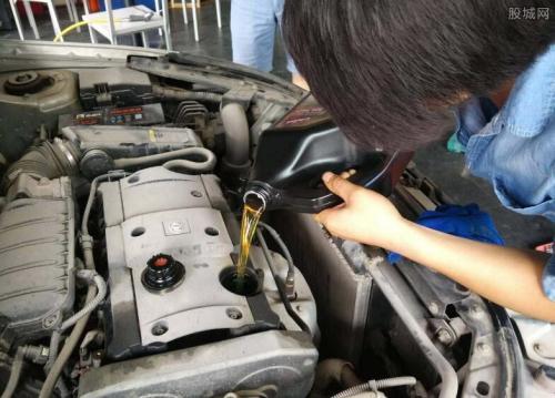 汽车能开多少公里该换